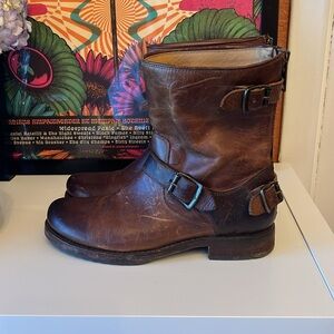 Frye VERONICA SHORT Boots-Sz 8.5
